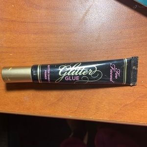 Too faced glitter glue